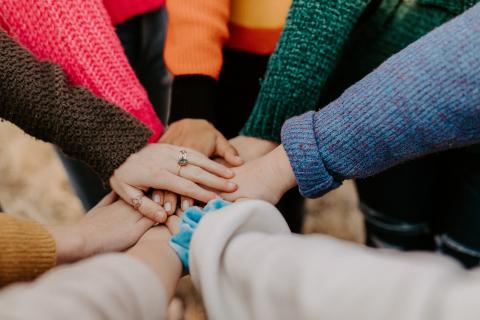 hands in a circle